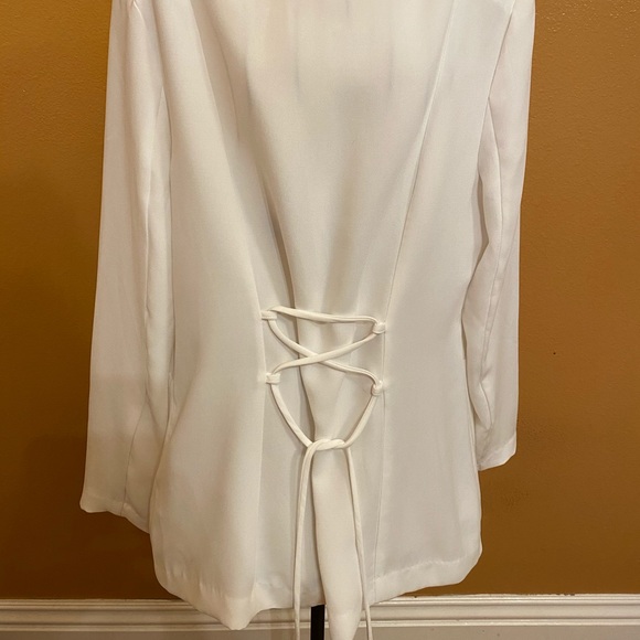 White Blazer with Lace Up Back - Picture 3 of 4